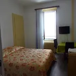 Du Marche 2* Lausana