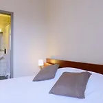 Du Marche 2*