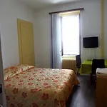 Du Marche 2* Lausana