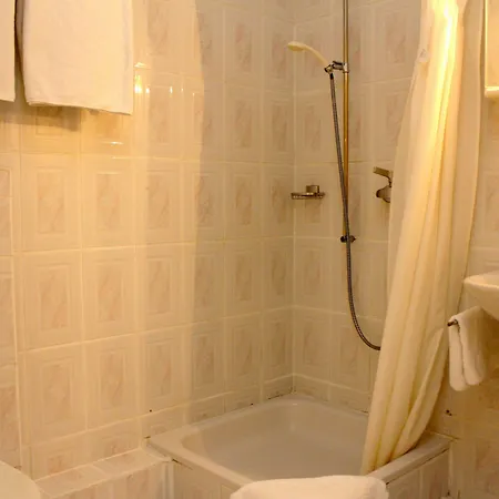 Hotel Du Marche 2*