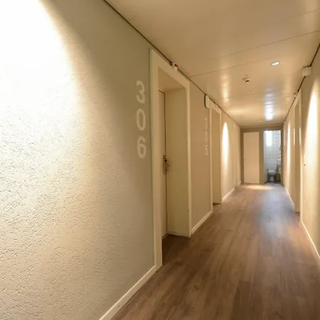 Du Marche Hotel