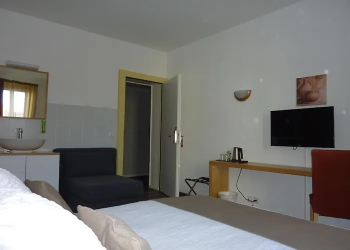 Du Marche 2* Lausanne